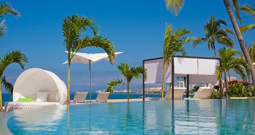 Pool at Hilton Puerto Vallarta